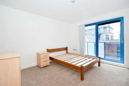 Westgate Apartments, Western Gateway, E16 - Photo 3