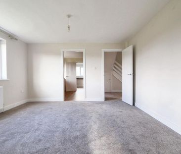 5 bedroom detached house to rent - Photo 1