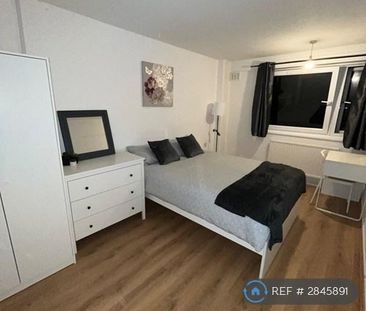 1 bedroom in a flat share to rent - Photo 2