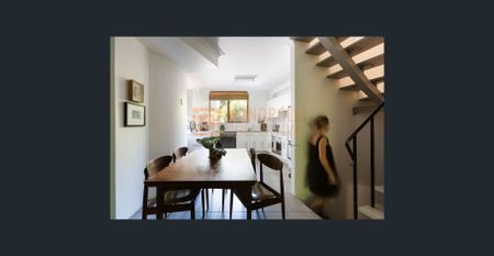 TREEHOUSE-LIKE HIDEAWAY WITH GARAGE/HOME OFFICE - FULLY FURNISHED - Photo 2