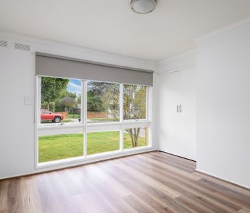 TWO BEDROOM SPACIOUS UNIT WITH DOUBLE GARAGE - Photo 5
