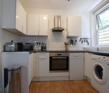 2 bedroom ground floor maisonette to rent - Photo 5