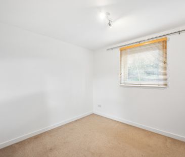 Flat 4 - Photo 2
