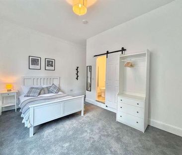 Hawes Court, MK40 - Photo 2