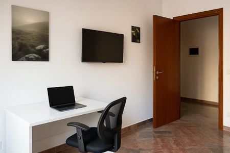 Via Ignazio Guidi, Rome, Lazio 00147 - Photo 4