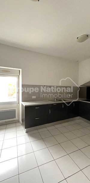 ROGNONAS - A louer - Appartement T2 avec place de parking, - Photo 1