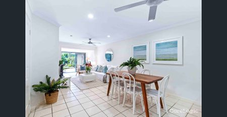 Large and beautiful townhouse with nice garden for rent (3 bedroom 2 bathroom with 2 carpark) - Photo 2