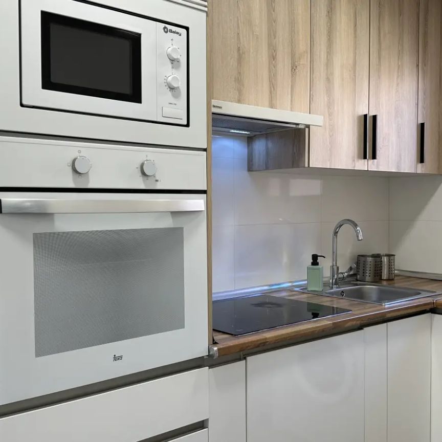 3-bedroom apartment for rent in Numancia, exterior, no internet - Foto 1