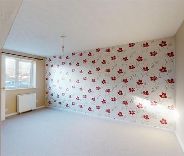 2 bedroom semi-detached house to rent - Photo 3