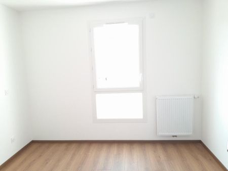 Location Appartement 4 pièces 76m² MEYTHET 74960 - Photo 4