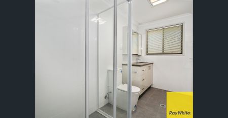 Freshly renovated 3 Bedroom home with study! - Photo 5