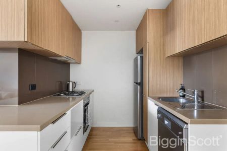 “Spacious and Very Well Located” - Photo 5