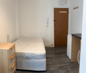 Compact size studio flat for single person - high road ilford - Photo 4