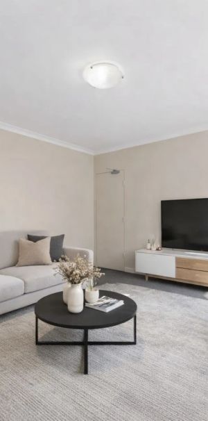 Two Bedroom Apartment Offering Lifestyle & Location - Photo 1