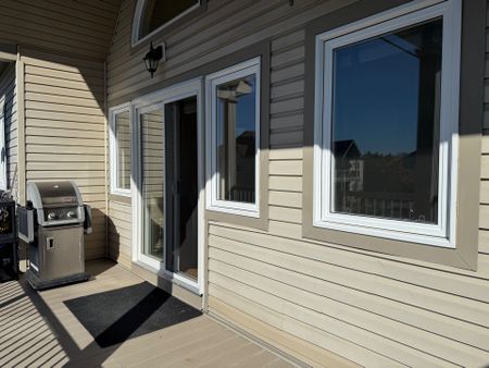 For Lease - 143 Oldfield Street Unit# F, Barrhaven, Ontario - Photo 4