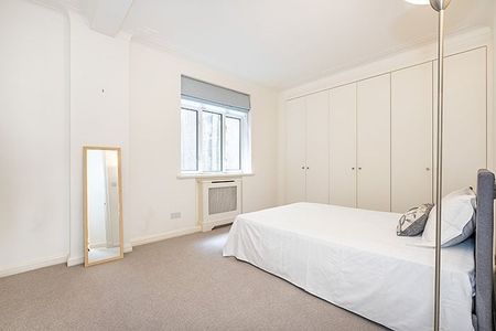 3 bedroom flat to rent - Photo 4