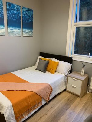 Room in a Shared House, Woodland Road, SE19 - Photo 1