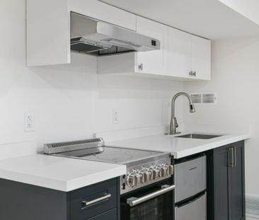 For Lease - 208 Cedarvale Avenue, Toronto, Ontario - Photo 5