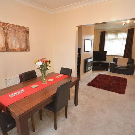2 bedroom terraced house to rent - Photo 1