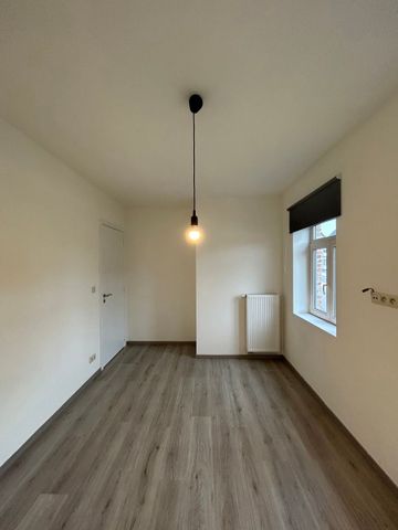 Appartement te huur - Foto 2