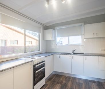 Walking Distance to Beach And Cafes - Photo 3