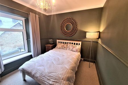 Church Terrace, Llanharan, PONTYCLUN - Photo 5