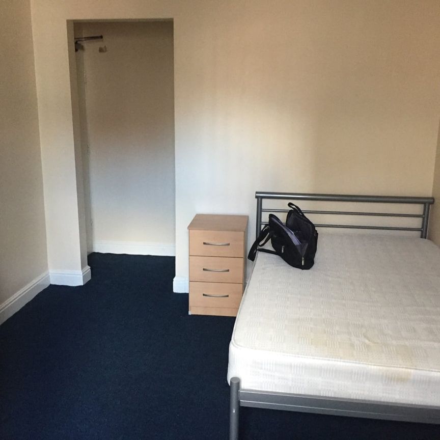 Room in a Shared House, Sneinton Hermitage, NG2 - Photo 1