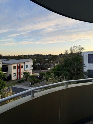 Warriewood - Photo 1