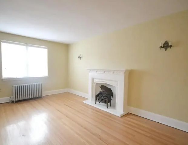 Janisse Tower Apartments | 6600 Wyandotte St. E., Windsor - Photo 1