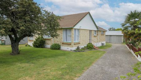 269 Hazelmere Crescent - Photo 4