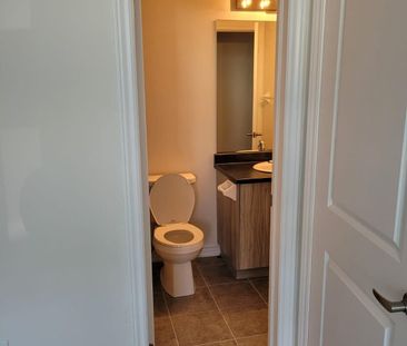 For Lease - 70 Halliford Place Unit# 404, Brampton, Ontario - Photo 3