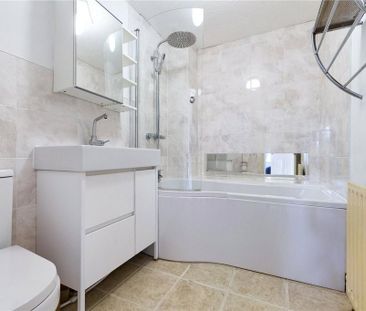 2 bedroom maisonette to rent - Photo 5