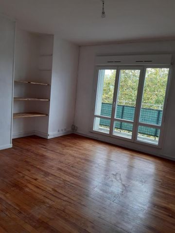 TYPE 2 18 RUE EUGENE SUE - Photo 3