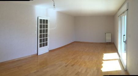 Location Appartement 2 pièces 70m² - Photo 5