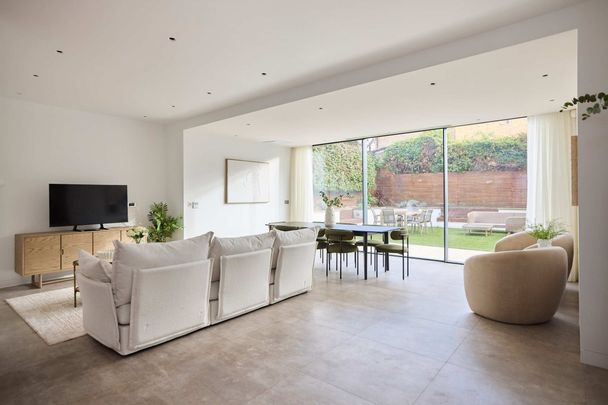 Springfield Road St Johns Wood NW8 - Photo 1