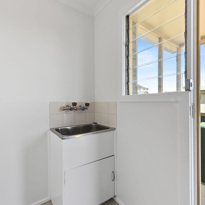 Cosy family home! - Photo 1