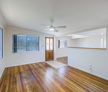 Large & Spacious 5-Bedroom Family Home – Prime Eight Mile Plains Lo... - Photo 5