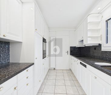 RENOVATED, EASY TO MAINTAIN WITH BEAUTIFUL VIEW - Photo 4