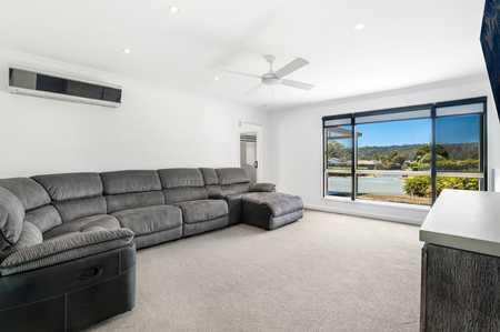 33 Charlies Crossing Road, Upper Coomera QLD 4209 - House For Rent - $1,030 | Domain - Photo 2