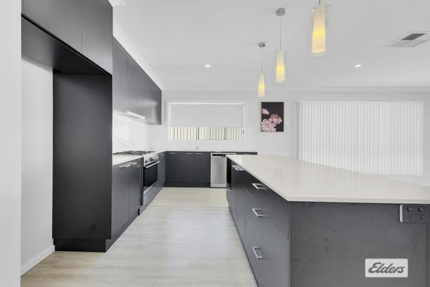 30 Jensen Crescent - Photo 1