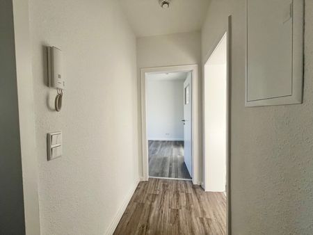 **TOP** renovierte 3-Zimmer-Wohnung, frei ab sofort! - Foto 5