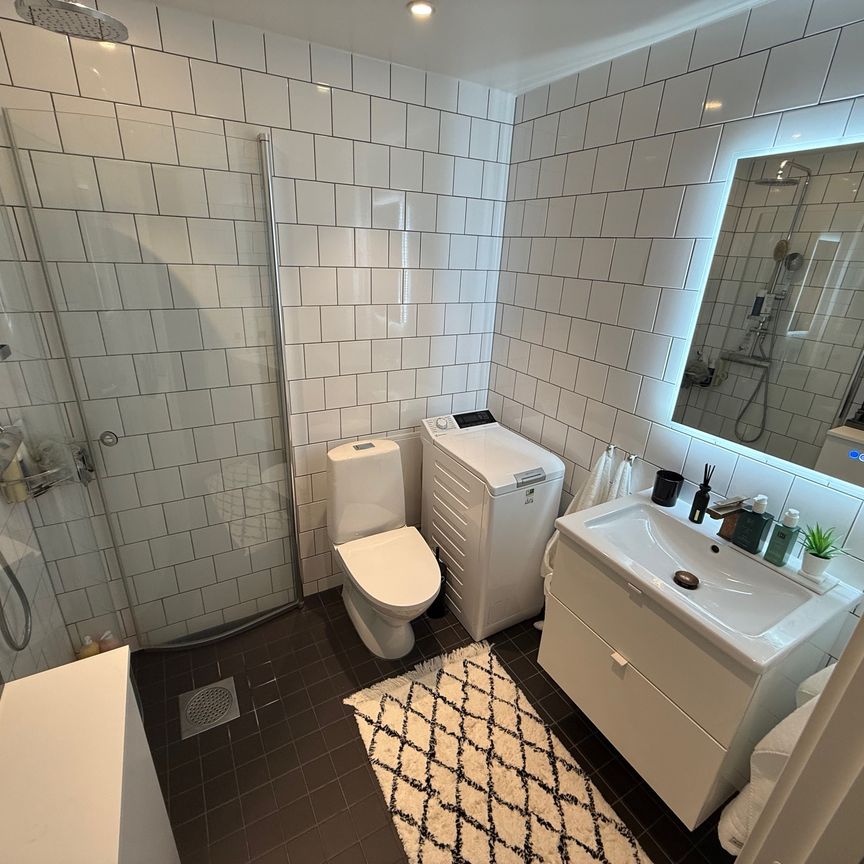 Göran Elgfelts Gata, Täby - Foto 1