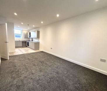 Wellington Street, Liverpool, Garston - Photo 2