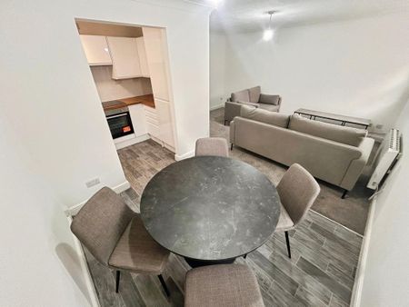 2 bedroom apartment to rent - Photo 5