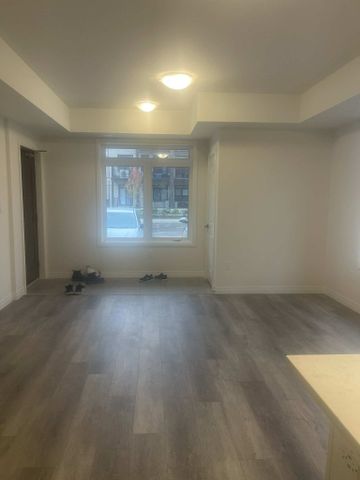 For Lease - 40 Thatcher Drive, Guelph, Ontario - Photo 3