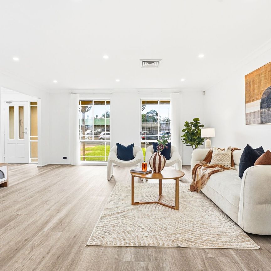 Beautifully Renovated Family Home for Rent in Prime Beaumont Hills Location - Photo 1