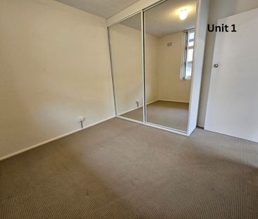 4x Two Bedroom Apartments - Short Term Lease Only - Photo 6