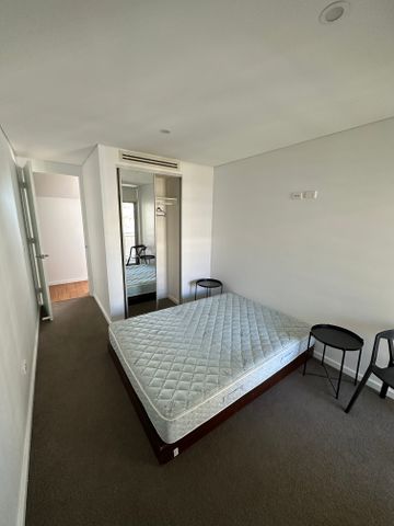Alexandria - Photo 2