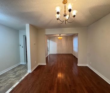 For Lease - 13 Spring Street, Whitchurch-Stouffville, Ontario - Photo 3