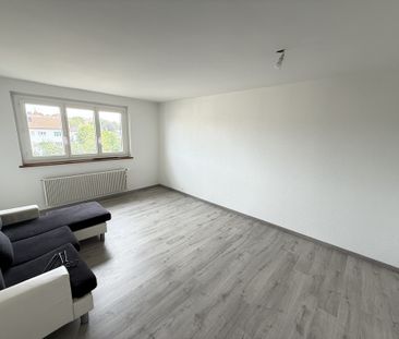 Proche des commerces - Photo 2